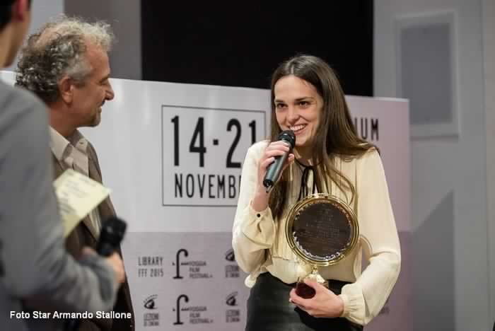 07 Sara Serraiocco Premio Miglior Attrice Foggia Film Festival 2015